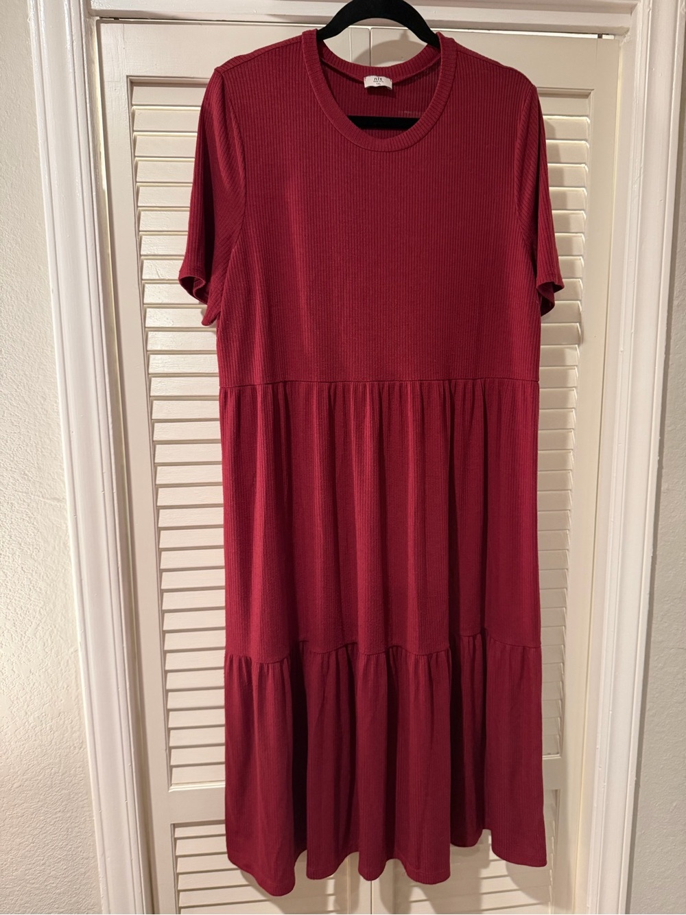 Tiered Short-Sleeve Midi Dress in Berry